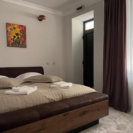 Bed & Breakfast Maisonette 3*